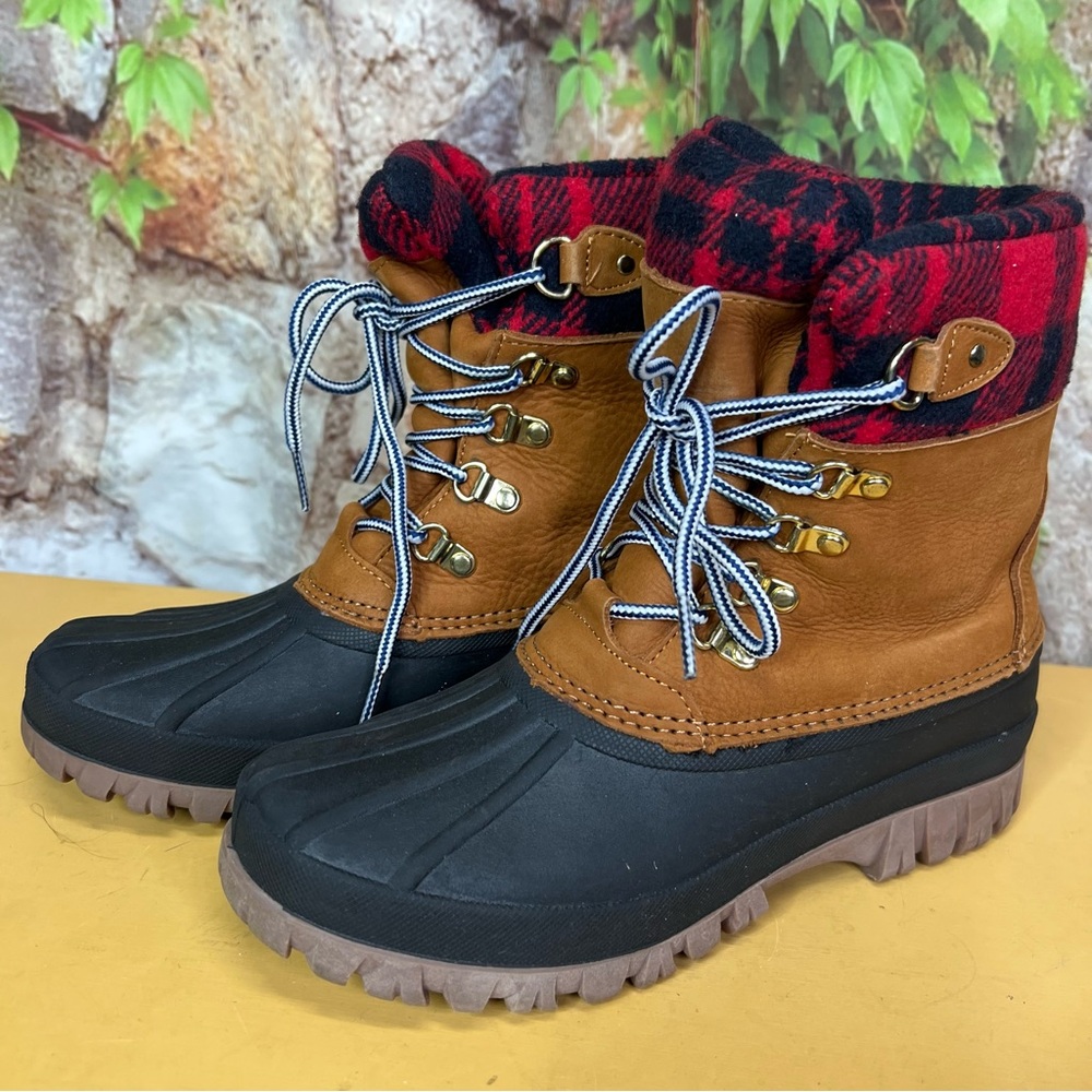 J. CREW Waterproof Leather and Rubber Duck Boots "Perfect Winter Boots" Style, 8 - Picture 3 of 13